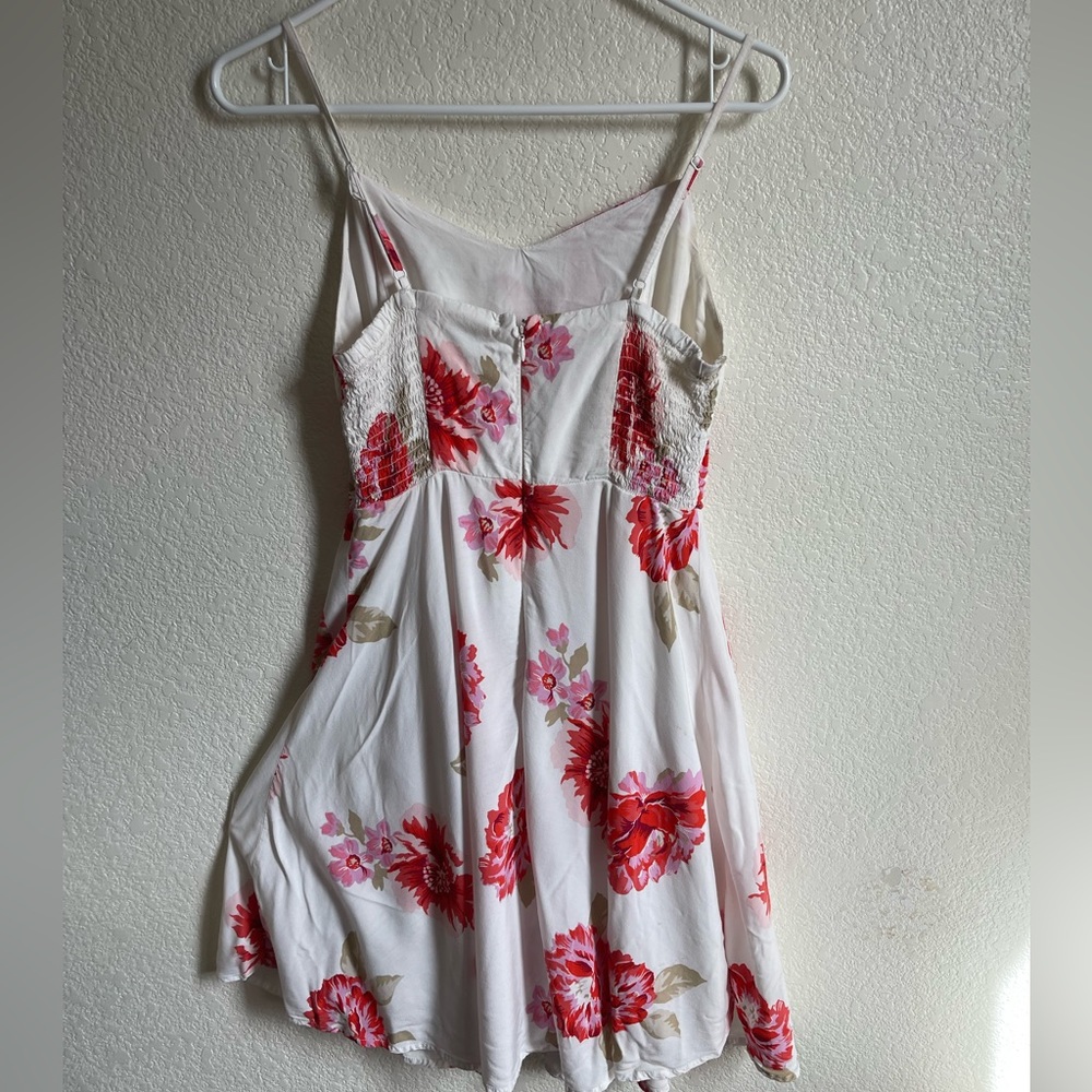 Old Navy medium cream and pink sundress - Picture 4 of 6